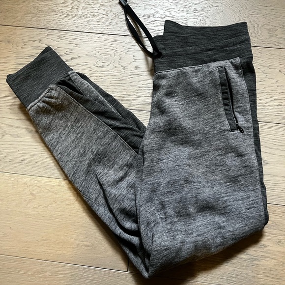 Lululemon Athletica Grey Scuba High-Rise Jogger Full Length - Picture 1 of 4